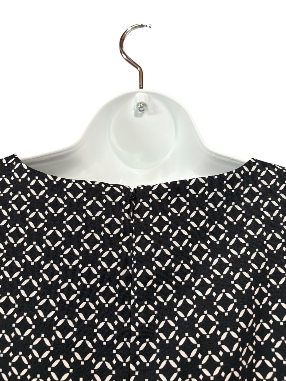 Mario Serrani Italy, Black White Shift Dress Size 8 Geometric Print Career Dress - Picture 8 of 10